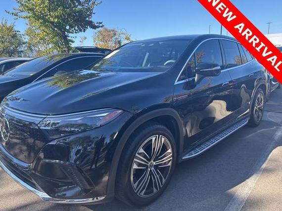 MERCEDES-BENZ EQS-CLASS SUV 2023 4JGDM2DB4PA022113 image MERCEDES-BENZ EQS-CLASS SUV 2023 4JGDM2DB4PA022113 image